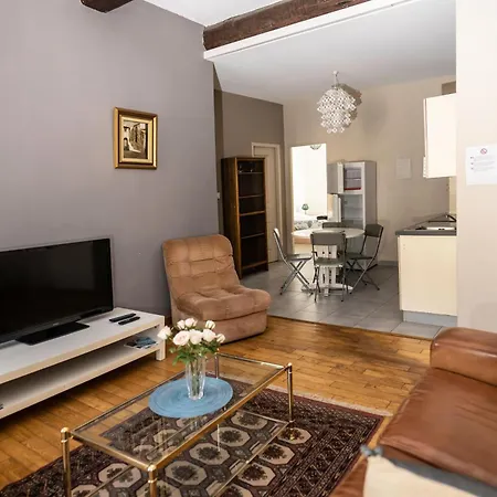 Air D'Antan: Charming 3-Star Residence in Béziers City Center Exterior photo