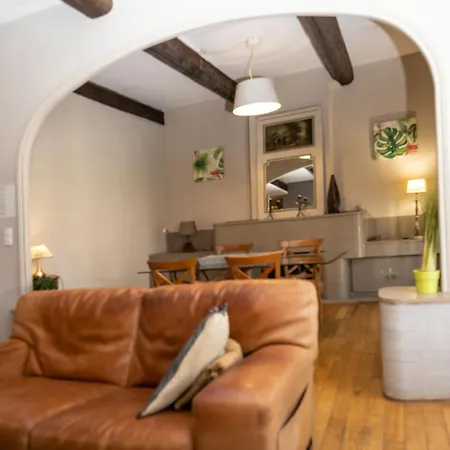 Air D'Antan: Charming 3-Star Residence in Béziers City Center Exterior photo