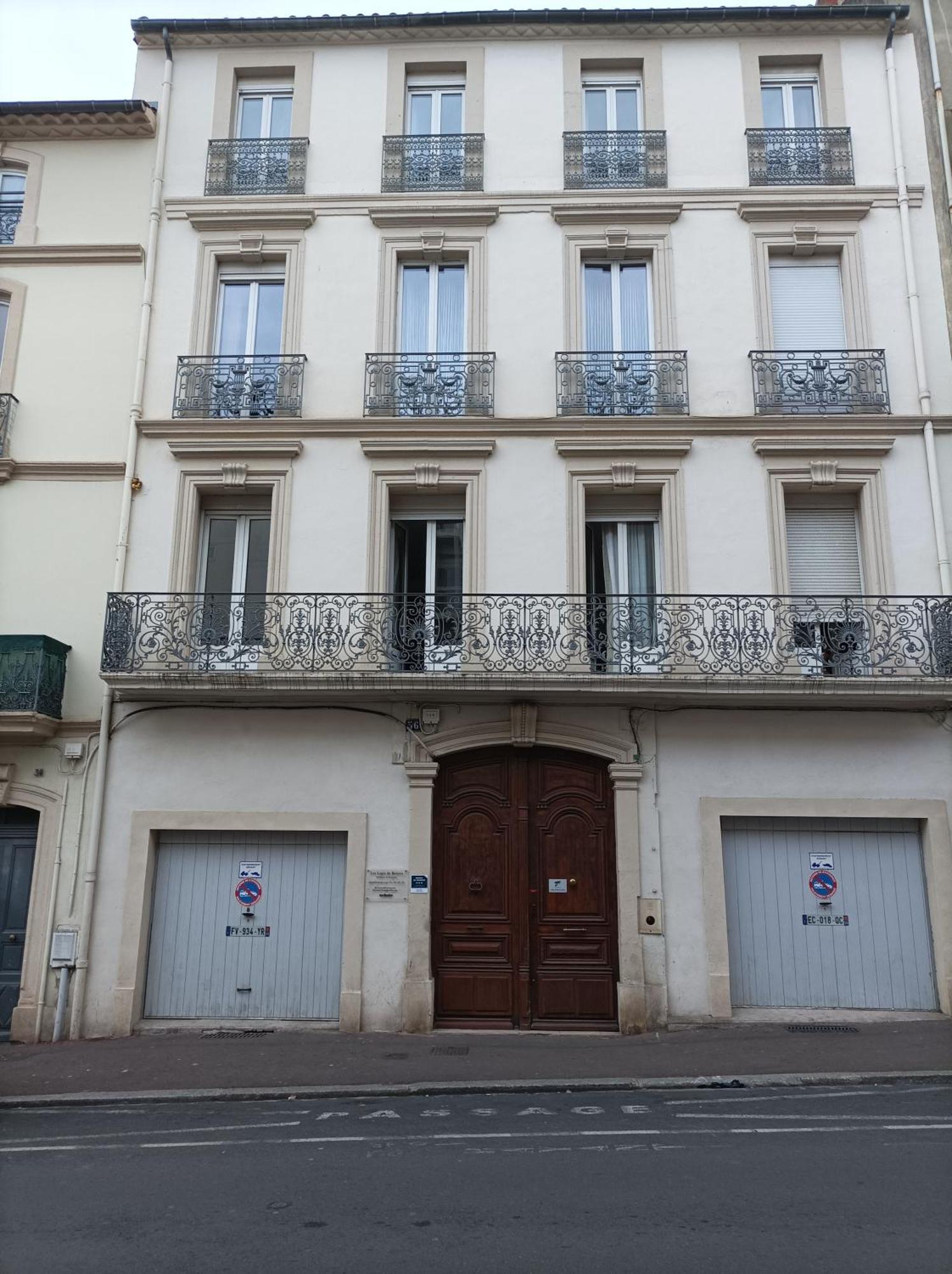 Air D'antan: Charming 3-star In Center Apartment