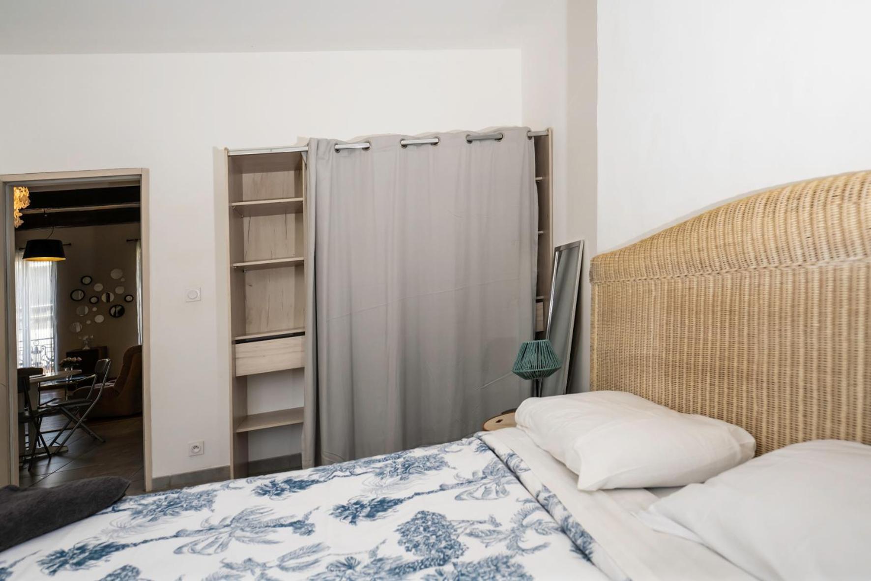 Apartment Air D'antan: Charming 3-star In Center