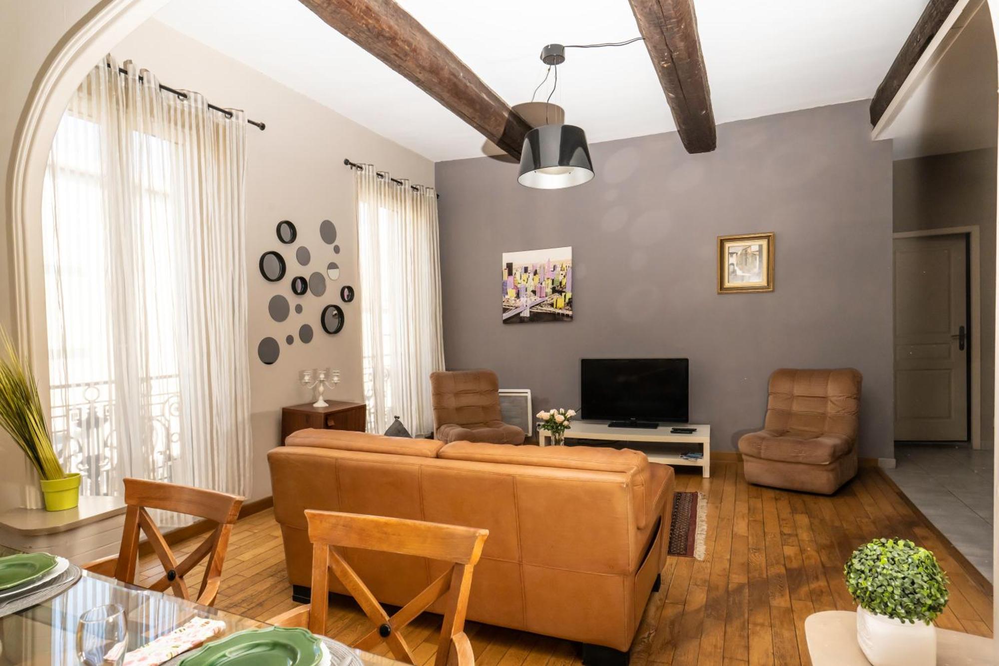 Air D'antan: Charming 3-star In Center Apartment *